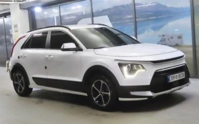수원수입중고차판매 디 올 뉴 니로 프레스티지 매물 사진 14 - 2022/05 29,267km