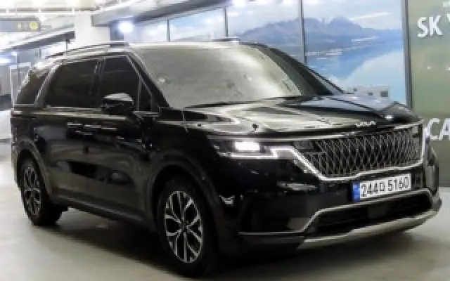 수원수입중고차판매 카니발 4세대 가솔린 9인승 시그니처 매물 사진 1 - 2023/09 27,375km